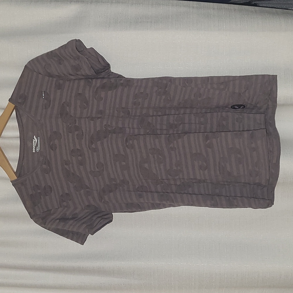 Saucony Tshirt